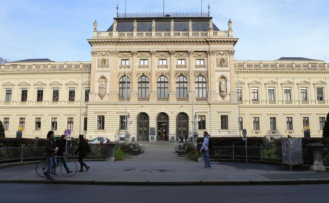 Univerza v Grazu je priljubljena študentska destinacija. FOTO Tadej Regent/Delo