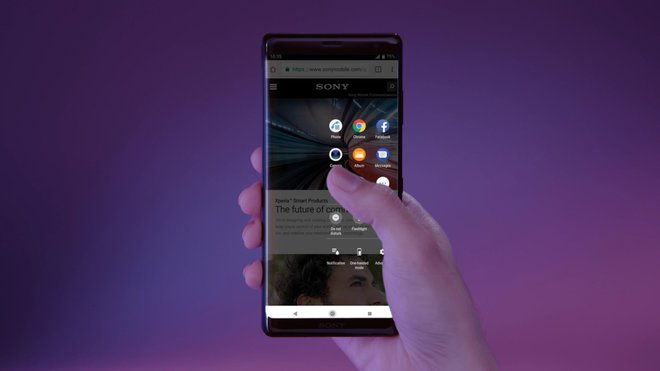 Ko se kjerkoli ob strani dvakrat dotaknete zaslona, telefon predvidi, katere aplikacije hočete zagnati, in jih prikaže v dosegu vaše roke, ne da bi se morali pomikati po zaslonu. FOTO: Sony