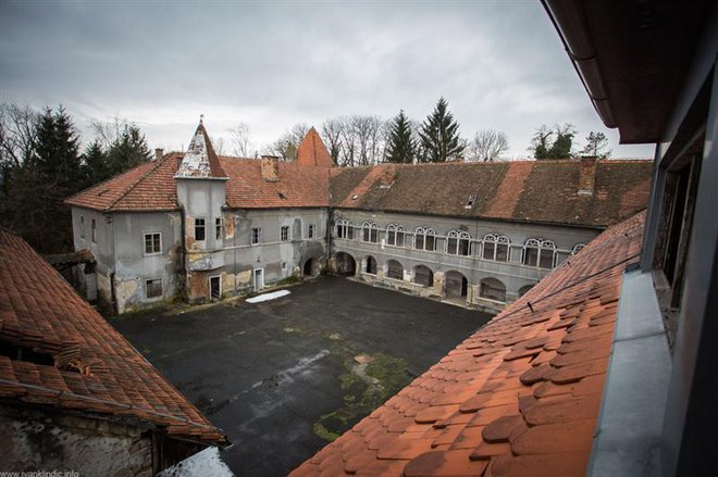 Dvorec Erdödy v Kerestincu v bližini Zagreba skriva mračne zgodbe.