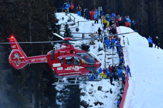 Marc Gisin je utrpel poškodbe reber in pljuč. FOTO: Alberto Pizzoli/AFP