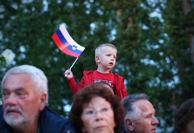 Vse manj dvoma je, da je največja grožnja blaginji evropskih narodov izničenje napredka, ki smo ga skupaj storili v EU. FOTO: Jure Eržen