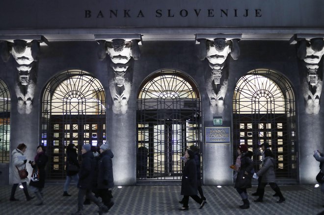 Banka, neuradno gre za NLB, naj bi pridobila 257 milijonov evrov premoženjske koristi. FOTO: Leon Vidic