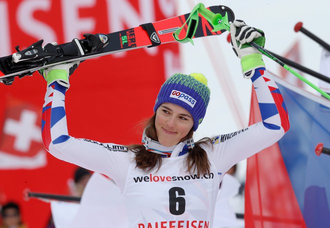 Petra Vlhova je v Oslu v paralelni tekmi vendarle ugnala tudi Mikaelo Shiffrin. FOTO: Stefano Rellandini/Reuters