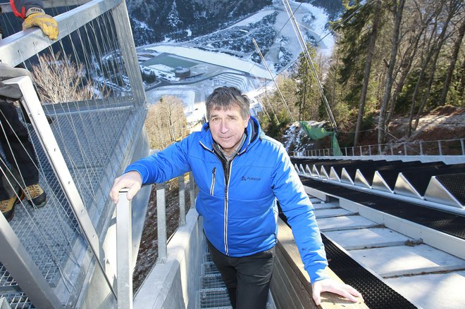 »Smučarski skoki so šport, pri katerem zgodovina in štartna številka ne pomenita nič,« pravi Jelko Gros. FOTO: Leon Vidic/Delo