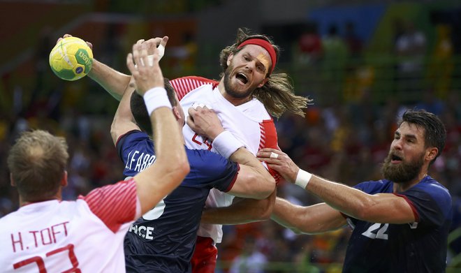 Danski strelec Mikkel Hansen je v Riu pred dvema letoma Francozom izmaknil olimpijski naslov, na domačih tleh jim bo želel še svetovnega. FOTO: Reuters