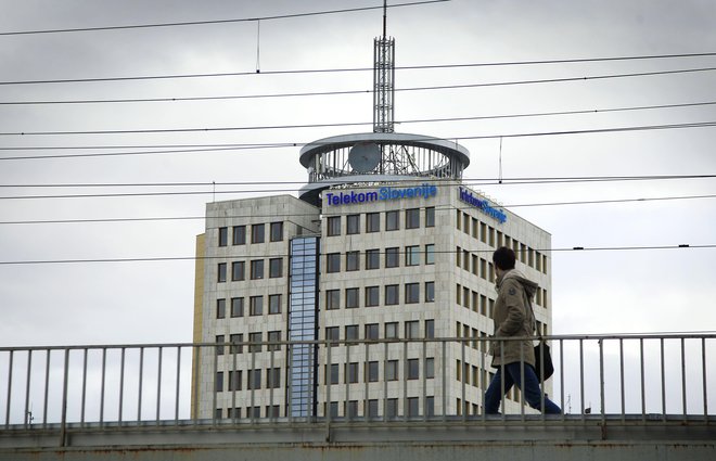 Telekom Slovenije je usmerjen v ohranjanje tržnega položaja v mobilnih storitvah in povečanje števila širokopasovnih priključkov. Foto Leon Vidic/delo