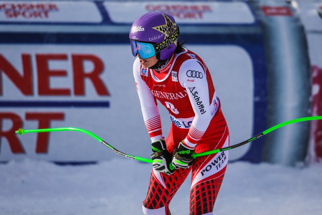 Anna Veith si je spet strgala križne vezi. FOTO: Reuters