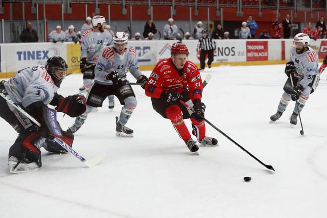 Najučinkovitejši železar Tadej Čimžar se bo po bolezni danes vrnil v moštvo.<br />
FOTO Leon Vidic/Delo