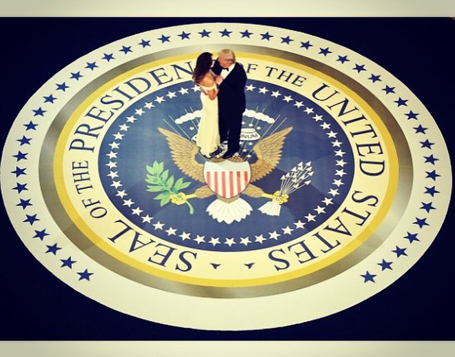 Melania in Donald Trump na prvem predsedniškem plesu. FOTO: Twitter