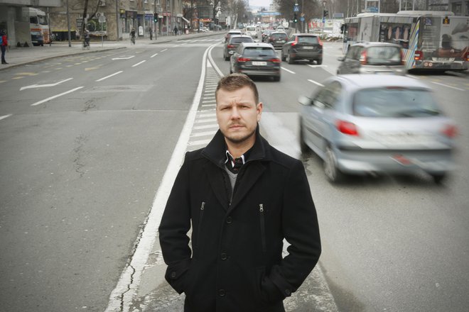 Aljaž Verhovnik: &raquo;O cesti govorim tudi, kadar kolesarim ali smučam. Če je ne bi tako ponotranjil, najbrž ne bi več vztrajal.&laquo; FOTO: Leon Vidic