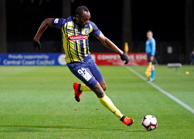 Po koncu atletske kariere je Usain Bolt upal, da bo nekdo prepoznal tudi njegov nogometni talent, a dlje kot do dveh tekem za avstraski klub&nbsp;Central Coast Mariners ni prišel. FOTO: Reuters