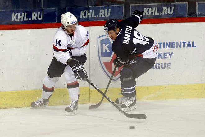 Dvorana Dom Sportova je bila v najboljšem obdobju Medveščaka v ligi KHL trdnjava, v kateri je padel tudi veliki SKA z Ilijo Kovaljčukom, zdaj pa Zagrebčani ne morejo več nastopati niti v ligi EBEL. FOTO: Cropix