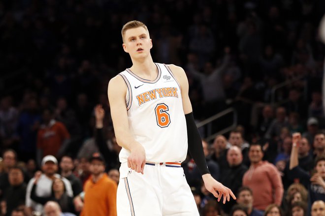 Kristaps Porzingis bo oblekel dres Dallasa. FOTO: Adam Hunger - USA Today Sports via Reuters