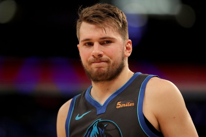 Luka Dončić je biografijo prebral in se prepričal, da kar nekaj podatkov ni resničnih. FOTO: EPA