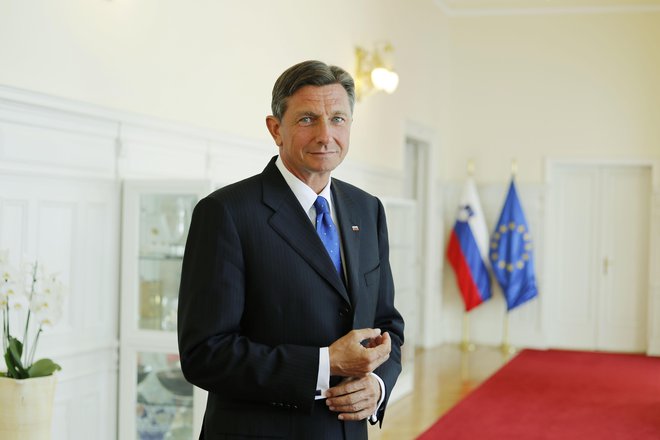 Pahor je poudaril, da se bo, kot pred drugimi volitvami doslej, vzdržal ravnanj, ki bi jih lahko razumeli kot strankarsko pristranska. FOTO: Leon Vidic/Delo