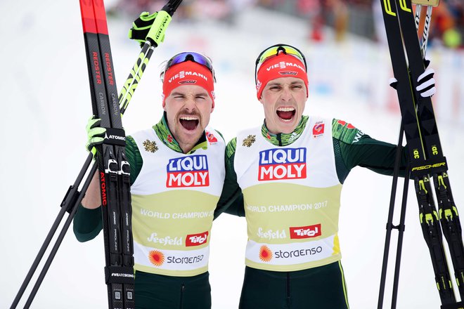 Ekipni šprint nordisjkih kombinatorcev na SP sta dobila Eric Frenzel in Fabian Riessle. FOTO: Reuters