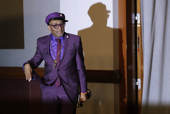 Spike Lee je glasno protestiral, ko so oznanili dobitnika oskarja za najboljši film. FOTO: Mike Segar/Reuters