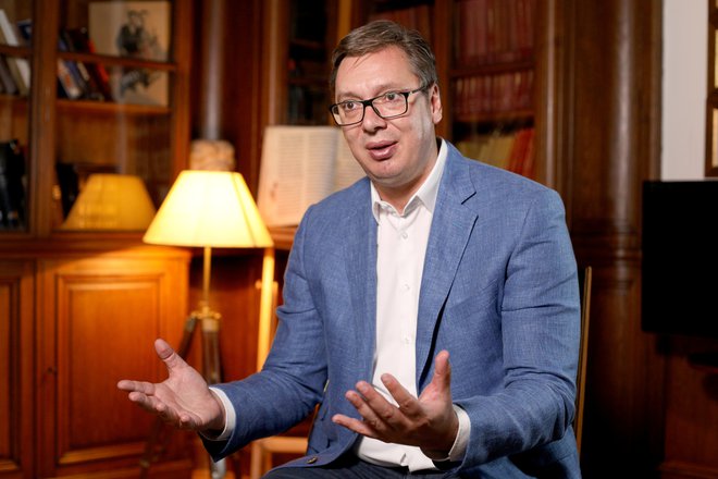 Je proevropska usmerjenost srbskega predsednika Aleksandra Vučića le kozmetične narave? FOTO: Djordje Kojadinović/Reuters