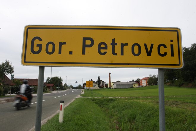Gornji Petrovci, najbolj zadolžena slovenska občina. Foto Tadej Regent