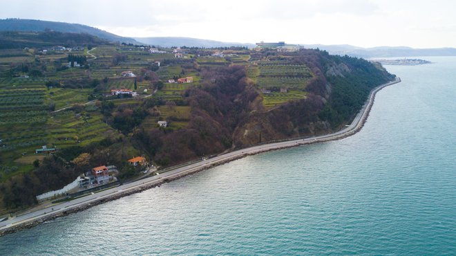 Nekdanjo obalo cesto ljudje vidijo predvsem kot prostor sprostitve, rekreacije in športa.