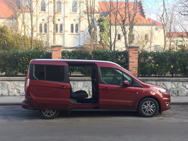 Ford grand tourneo connect je prostornež, ki zadosti potrebam velike družine. Foto Gašper Boncelj