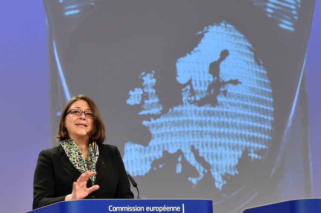 Kmalu naj bi se razkrilo, ali bo komisarka Bulčeva nastopila tudi na evropskih volitvah.&nbsp; FOTO: Eric Vidal/Reuters