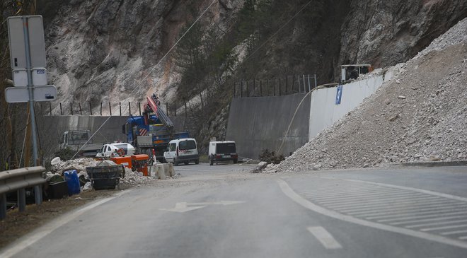 Cesta Zagorje-Trbovlje bo predvidoma odprta aprila. Foto Jože Suhadolnik