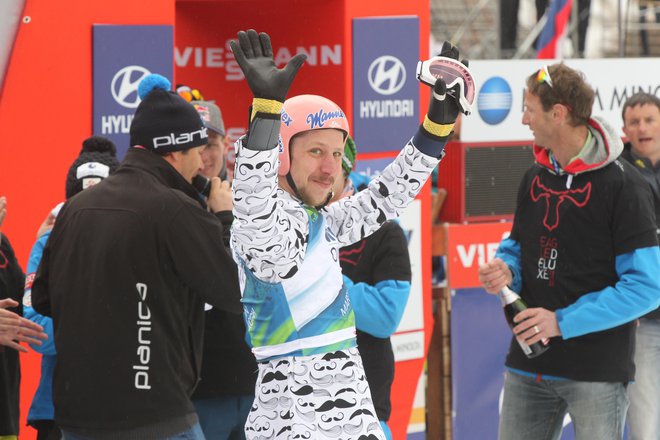 Beljačan Martin Koch verjame, da bo Peter Prevc v Planici spomnil na svoje najboljše skoke. FOTO: Marko Feist/Delo