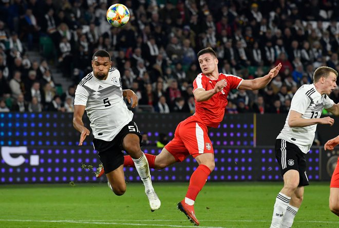 Luka Jović je Srbijo popeljal v vodstvo proti Nemčiji. FOTO: AFP