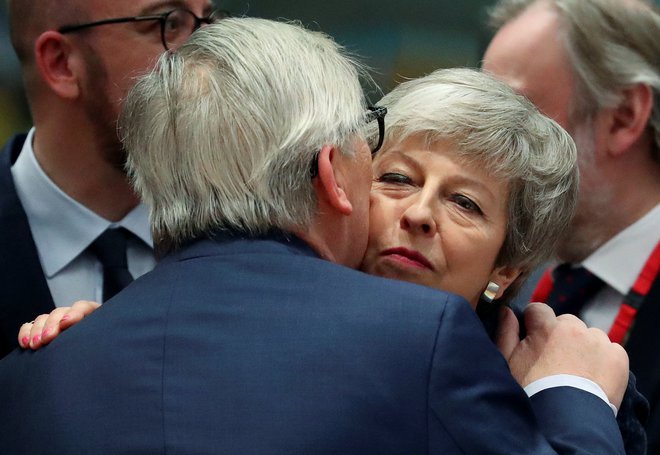 Voditelji EU želijo pomagati premierki Mayevi, a njihova prizadevanja se doslej niso obnesla. FOTO: Yves Herman/Reuters