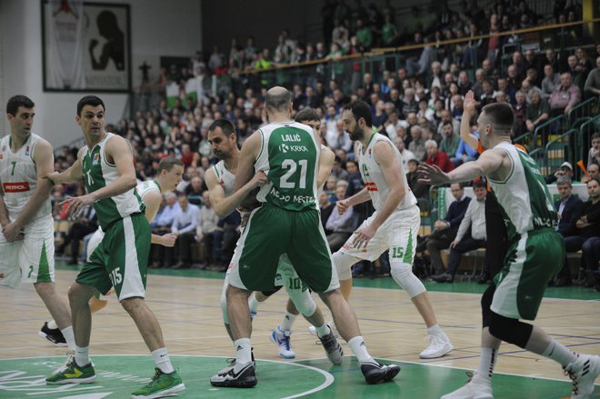 Košarkarji Krke in Petrola Olimpije so se povsem osredotočili na slovensko DP. Foto ABA