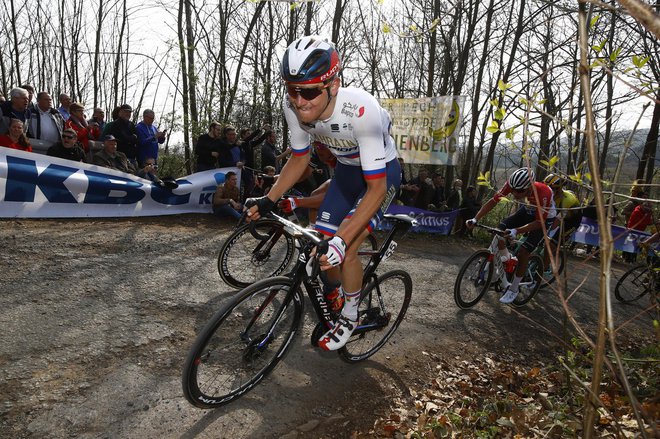 Mohorič se dobro znajde na težkih belgijskih cestah. Foto Bettini/Bahrain Merida