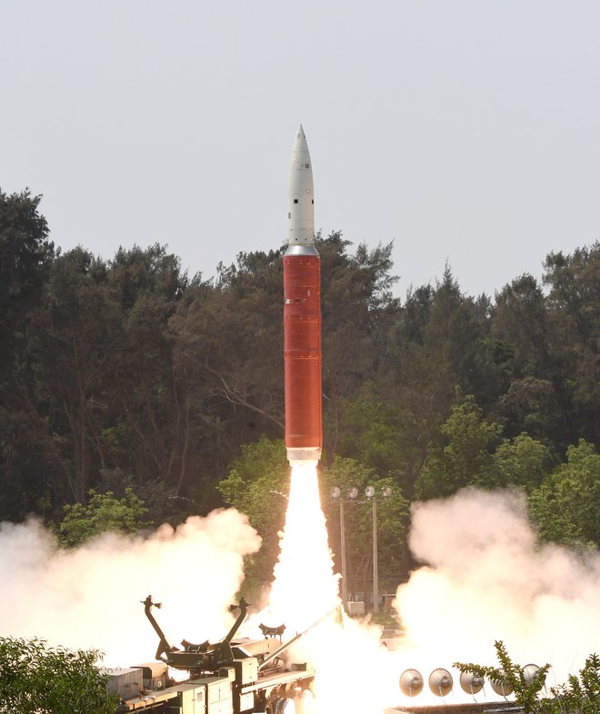 Indija je pred dnevi uspešno sestrelila satelit. Država je šele četrta s takšno tehnologijo. FOTO: Reuters