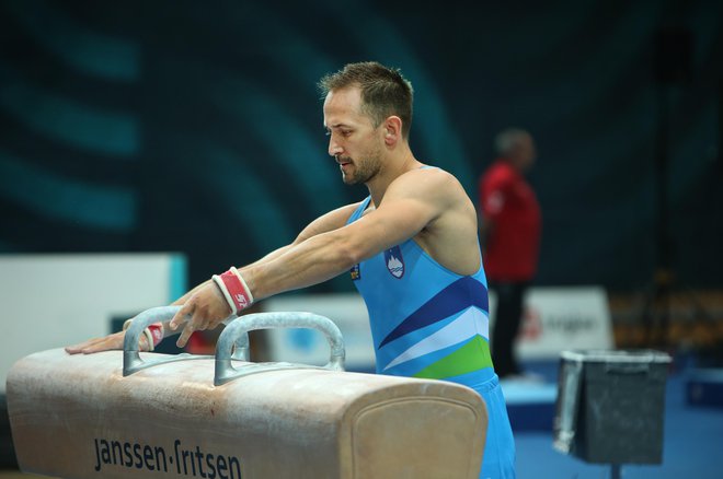 Sašo Bertoncelj brani srebro. FOTO: Jure Eržen/Delo