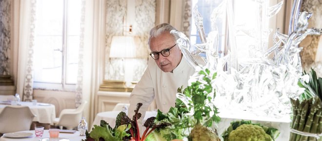 &raquo;Prepričan sem, da je prišel čas, ko mora visoka kuhinja postreči z interpretacijo skromnih sestavin,&laquo;&nbsp;pravi kralj francoskega kuhanja Alain Ducasse. &nbsp;Foto Ad Paris