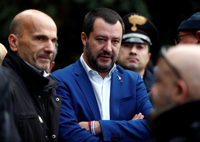 Številni Italijani niso navdušeni nad konservativnimi političnimi nazori Mattea Salvinija. FOTO: Yara Nardi/Reuters