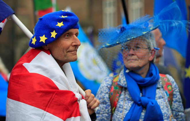 Čeprav so od britanskega referenduma minila že skoraj tri leta, še vedno ni jasno, kdaj se bo brexit sploh zgodil. FOTO: Gonzalo Fuentes/Reuters