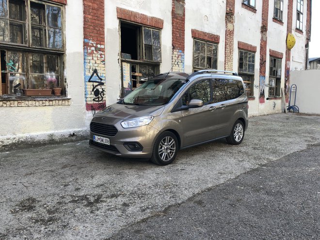 Ford tourneo courier 1.0 ecoboost. Foto Aljaž Vrabec