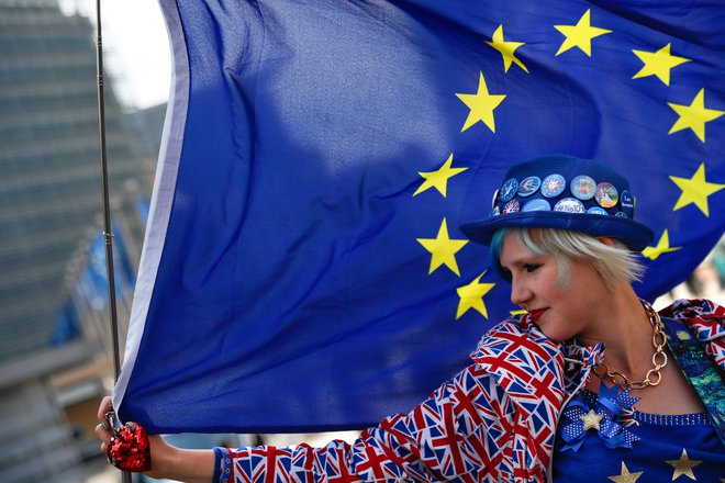 Podaljšanje roka za brexit spet sproža ugibanja o drugem referendumu ali preklicu izstopa. Foto Reuters