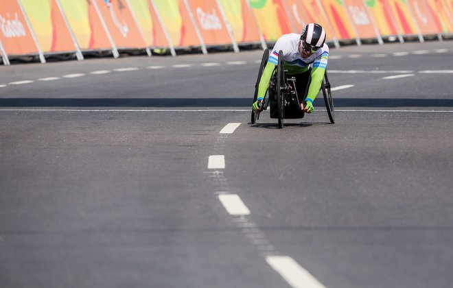 Primož Jeralič med vožnjo na paraolimpijskih igrah v Riu de Janeiru leta 2016<br />
Foto Vid Ponikvar / Sportida