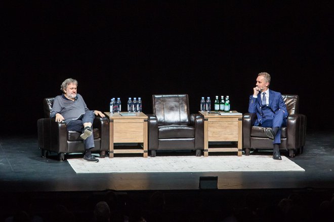 Žižek je nedvomno večji mojster animacije občinstva, odgovorov na družbena vprašanja pa nista dala. FOTO: Sony Center Toronto