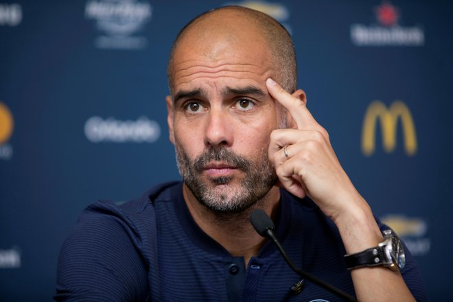 Pep Guardiola je predstavil pričakovanja pred sredinim derbijem. FOTO: Reuters