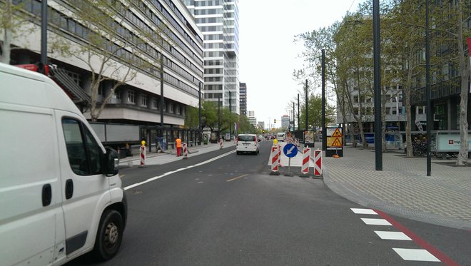 Hitenje na Bavarskem dvoru. FOTO Aleš Stergar/Delo