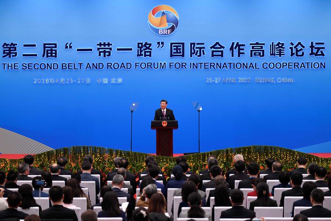 Prvega foruma za mednarodno sodelovanje vzdolž pasu in ceste v Pekingu pred dvema letoma se je udeležilo 29 voditeljev držav, tokrat pa se jih je zbralo 37. FOTO: AFP