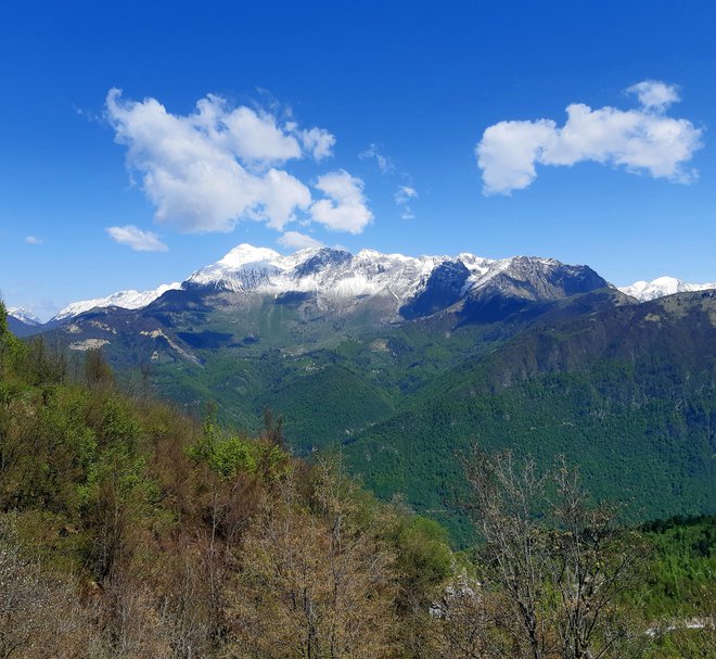 Pogled na Krn s Kolovrata. FOTO: Bralec Janez