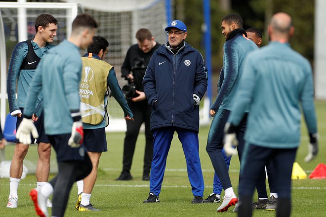 Maurizio Sarri moštvo pripravlja na povratno tekmo polfinala evropske lige z Eintrachtom. Po prvi tekmi je izid 1:1. FOTO: Reuters