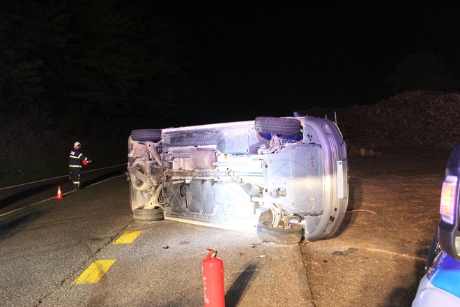 Prevrnitev vozila so obravnavali še na območju Bohinja. FOTO: PU Kranj