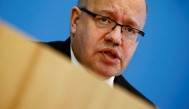 Nemški minister Peter Altmaier bo moral napisati novo industrijsko politiko za nemško industrijo. Foto Reuters