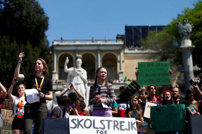 Malada švedska okoljska aktivistka Greta Thunberg je prebudila svoje vrstnike. FOTO: Reuters