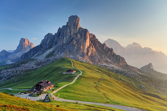 Evropa je čudovita celina s prijaznimi ljudmi in prelepo naravo, je v spisu zapisala učenka Eva Žunkovič. FOTO: Shutterstock